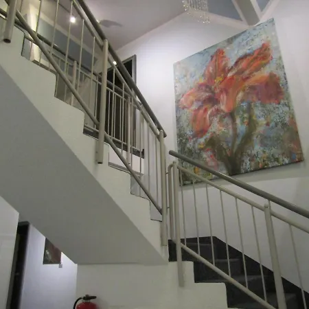 Art-hotel Отель Эрланген