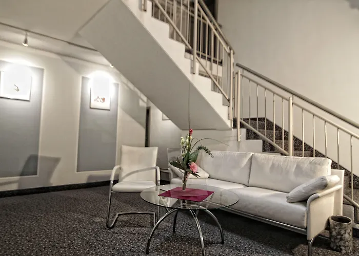 מלון Art-hotel