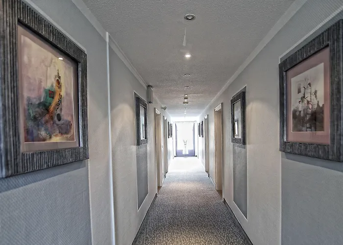 מלון Art-hotel 3*