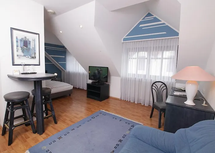 Art-hotel Ξενοδοχείο 3*